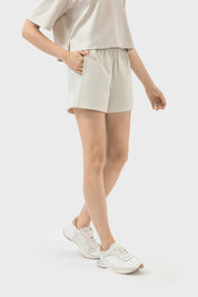 Yoga Fitness All Day Shorts-Eiweiß