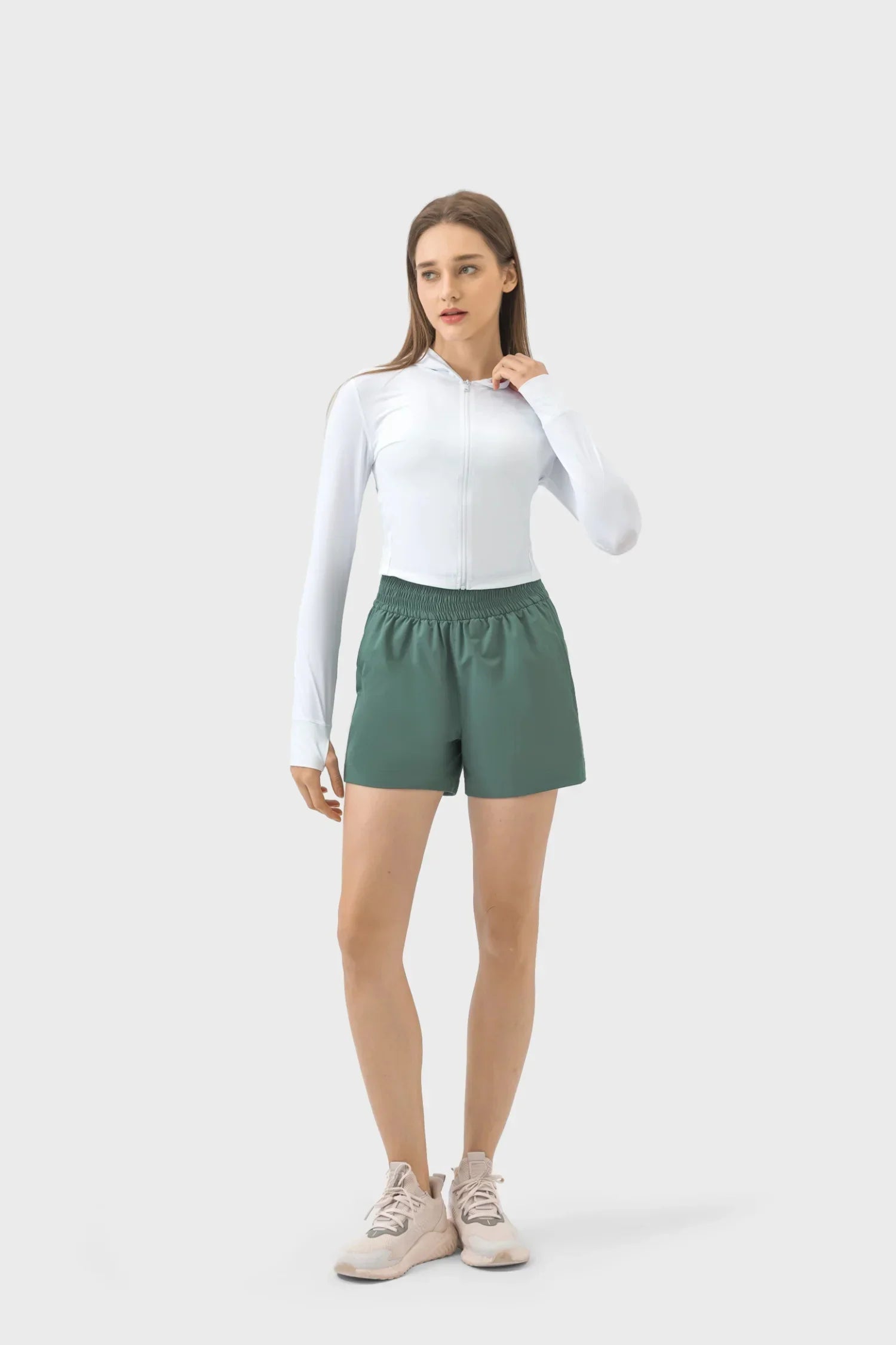 Yoga Fitness All Day Shorts-Grün